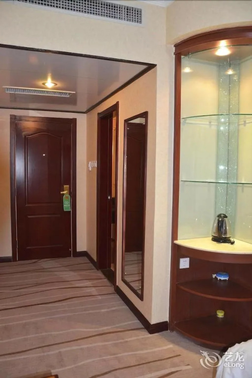 Qingdao University International Academic Exchange Centre Hotel
