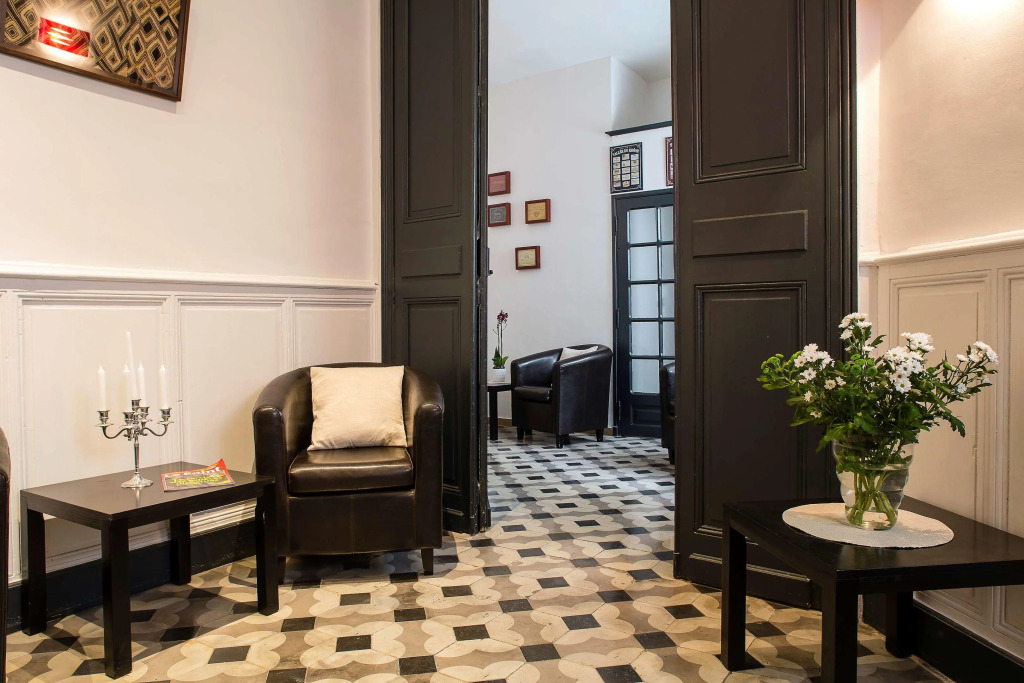 Best Western le Comtadin
