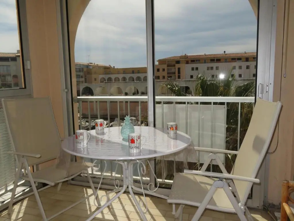 Appartement Sète, 2 pièces, 4 personnes - FR-1-338-70
