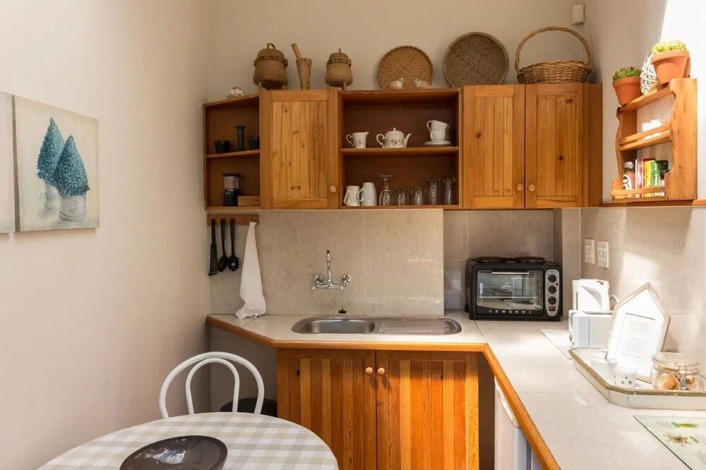 Sandown Lodge