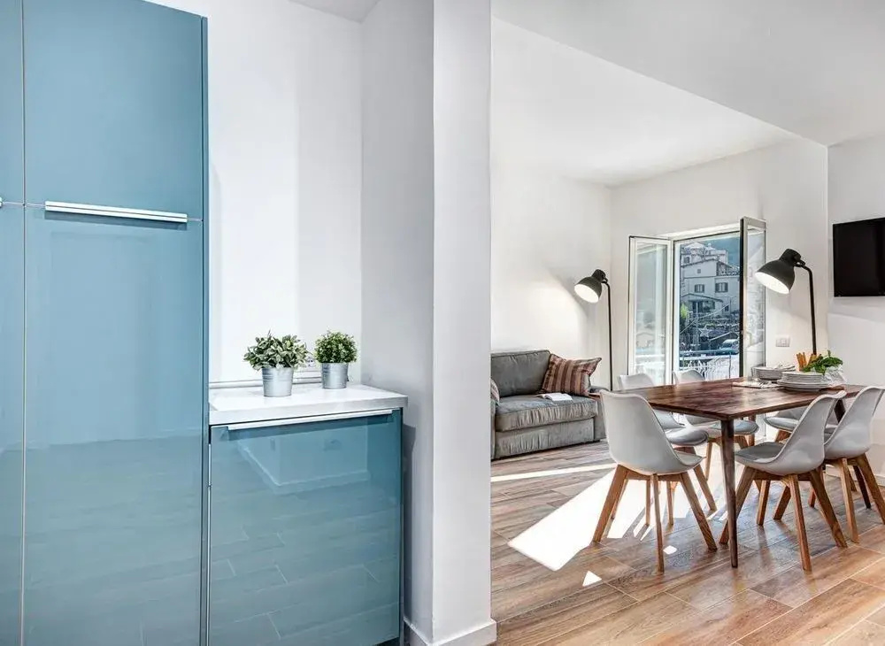 Sorrento Lux Suites - Blue