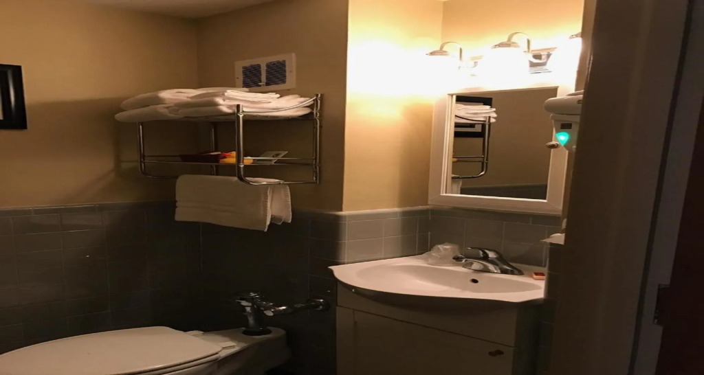 Genetti Hotel, SureStay Collection by Best Western