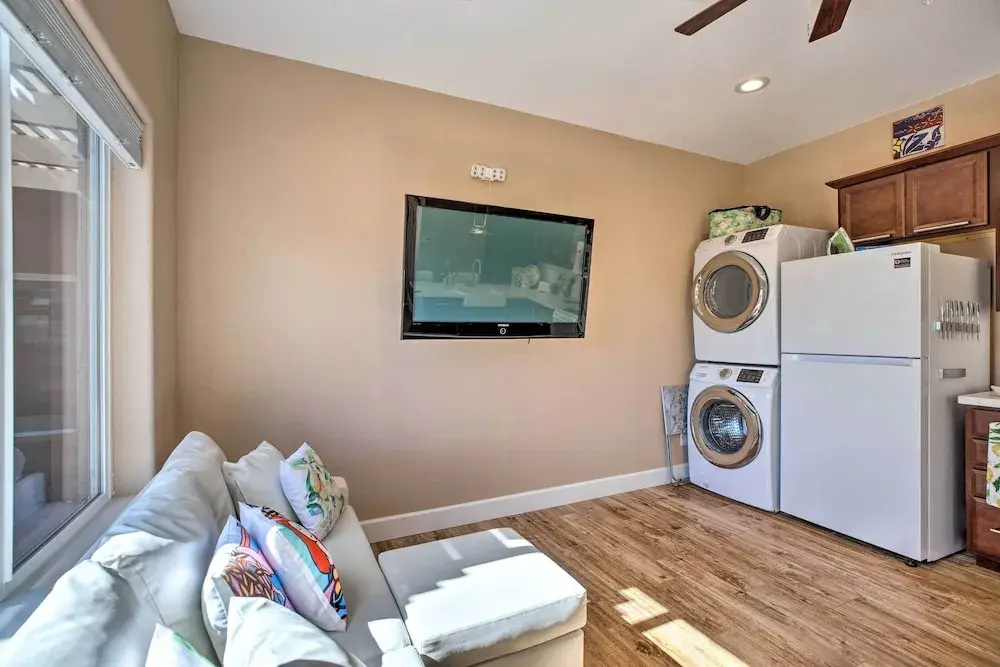 Modern Sun City Studio Near Deer Valley Golf