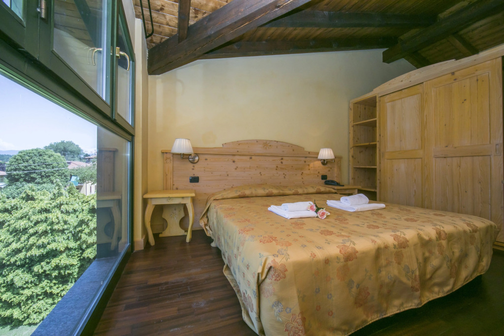 Montelago Charming Relax 3