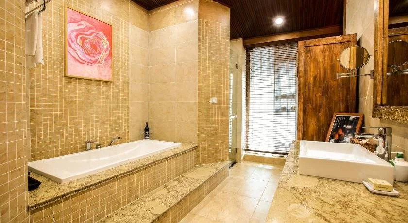 Lijiang Yinyu Inn