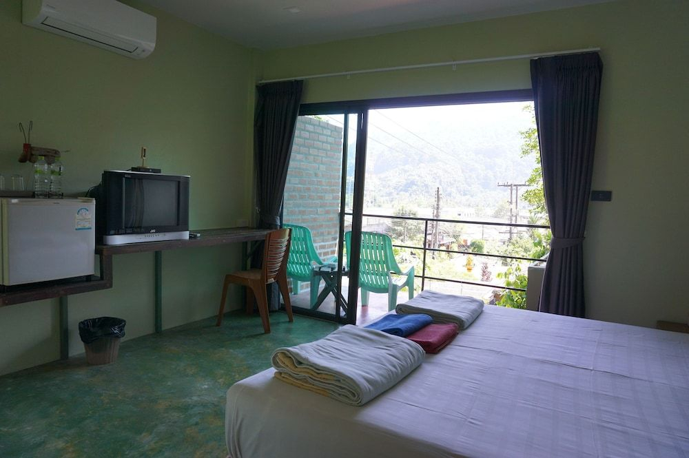 Home Phang-Nga Guesthouse