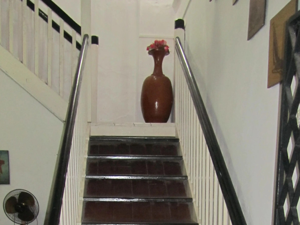 Madeleine Inn Guest House