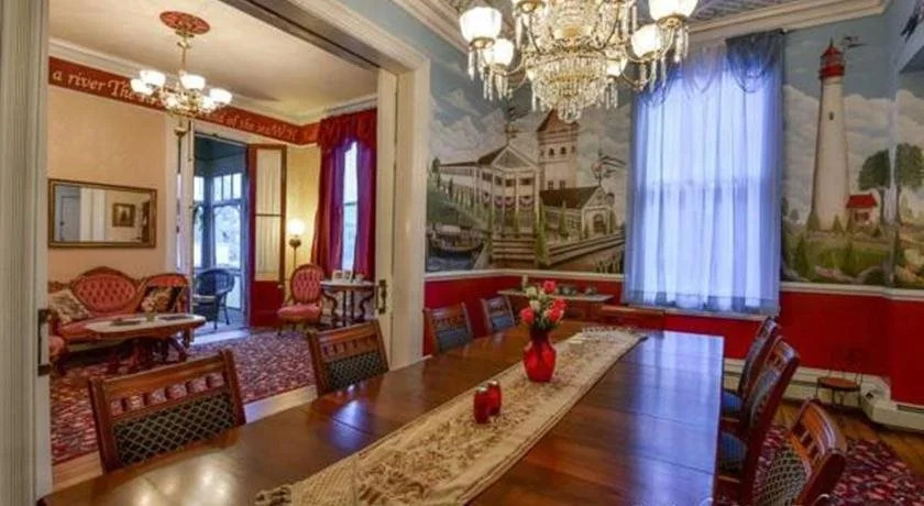 Bedford Inn