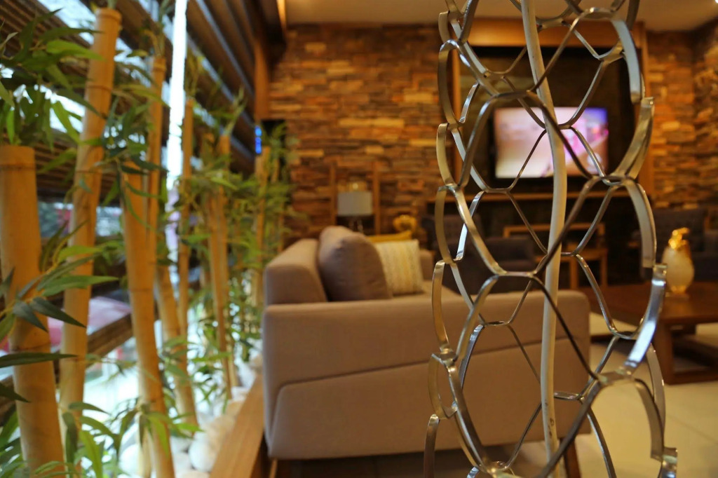 Paris Park Hotel