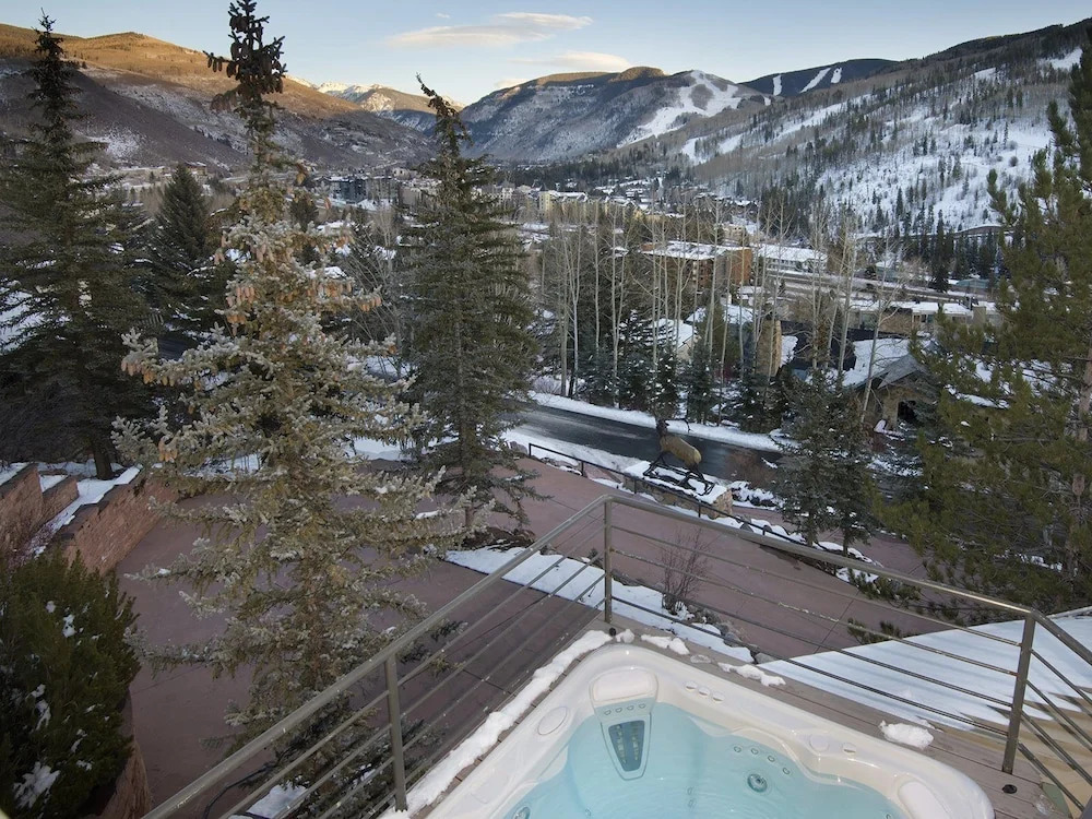Apres Chalet