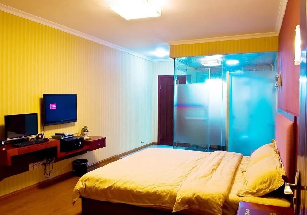 Yueliangwan Hotel