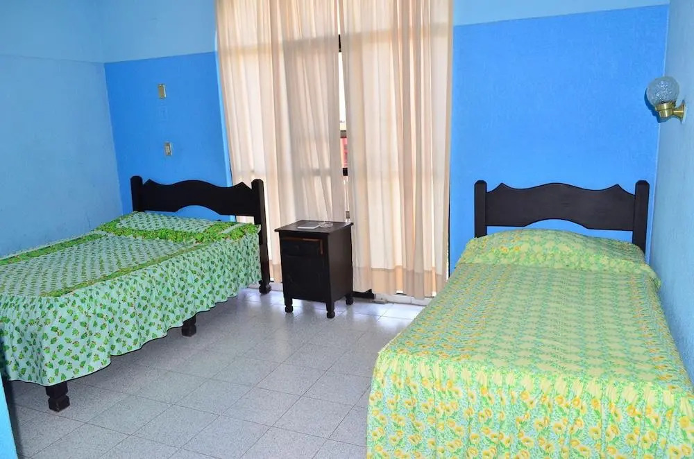 Hotel Gomez