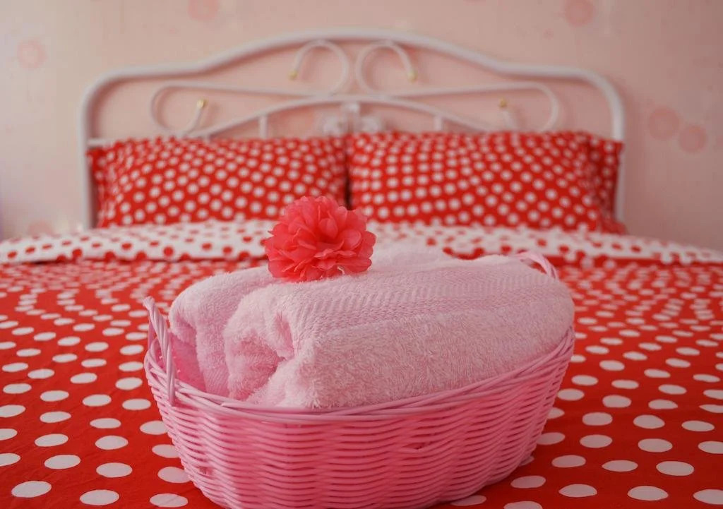Manis-Manis Pink Lady Cottage
