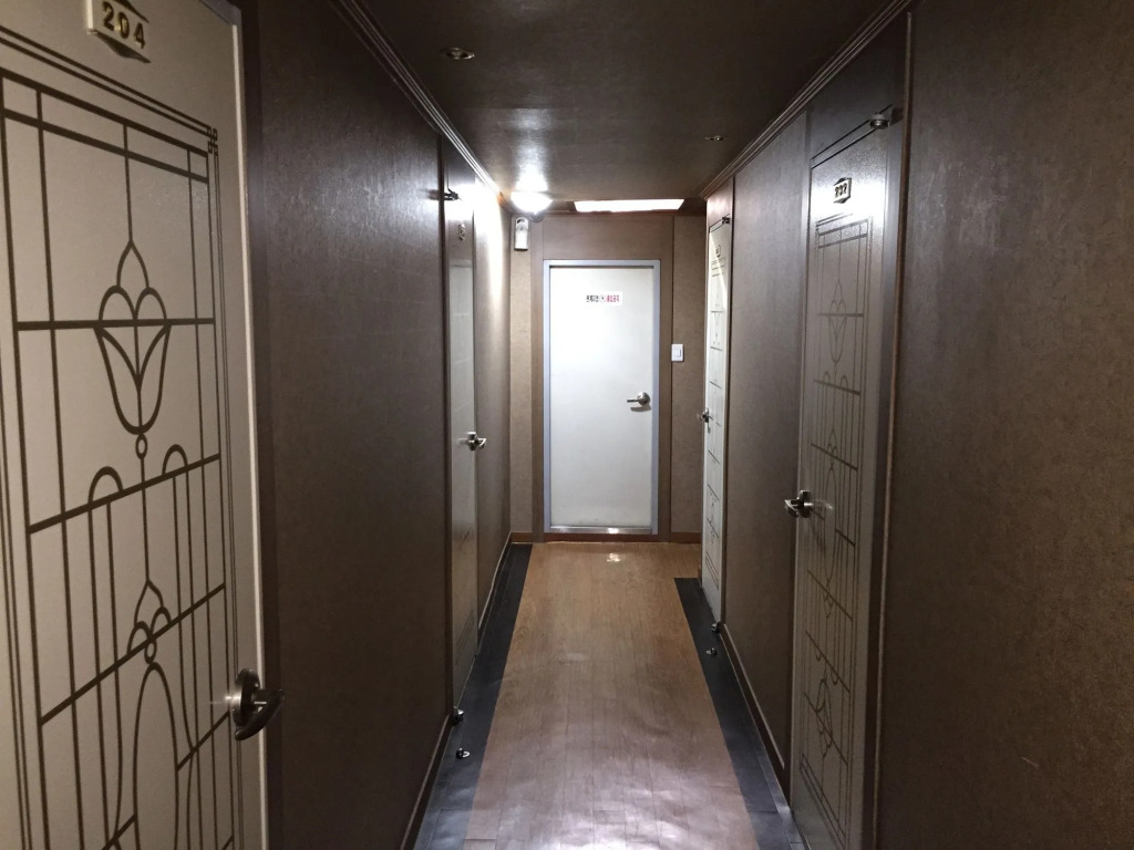 B Motel