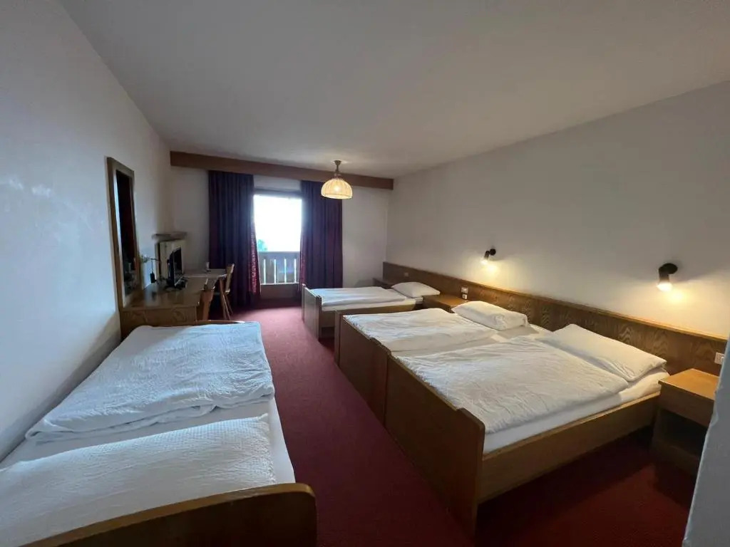 Alpin Hotel & Restaurant Frara