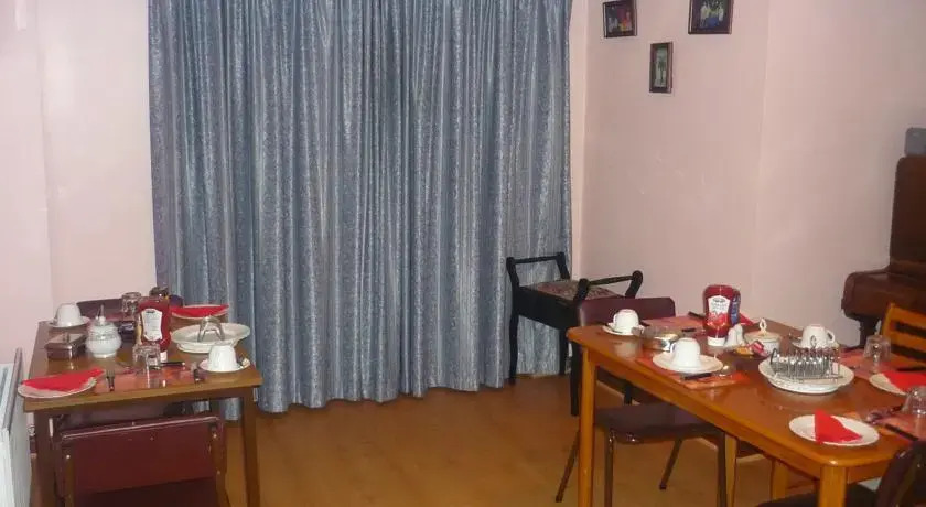 Deacys B&B