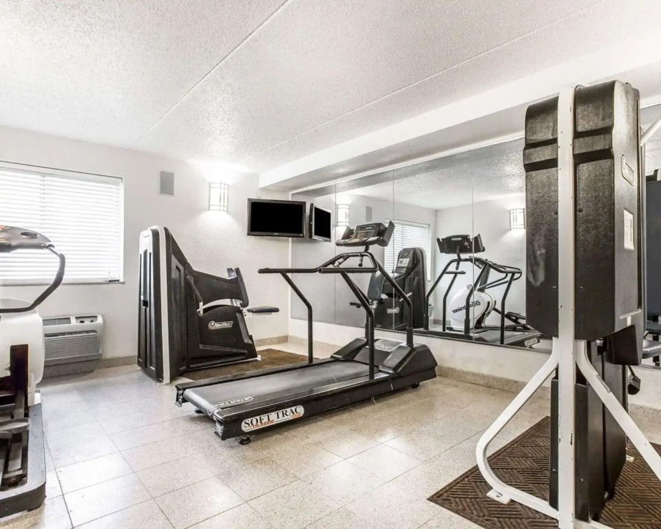 Quality Inn & Suites Coliseum