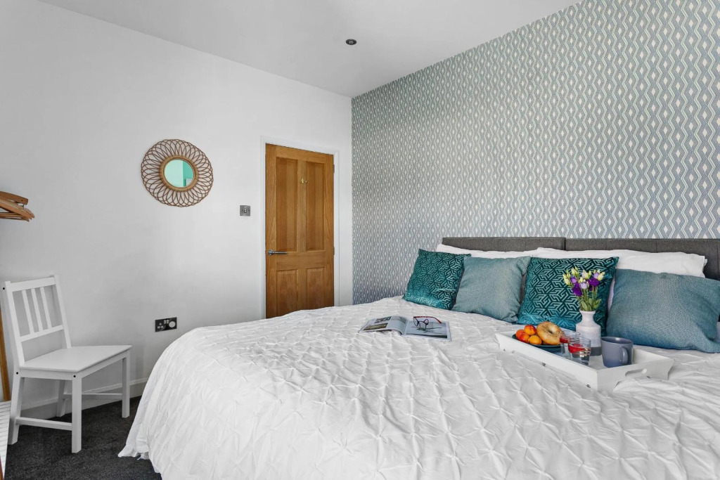 The Terrace - Light Bright Characterful Near Beaches