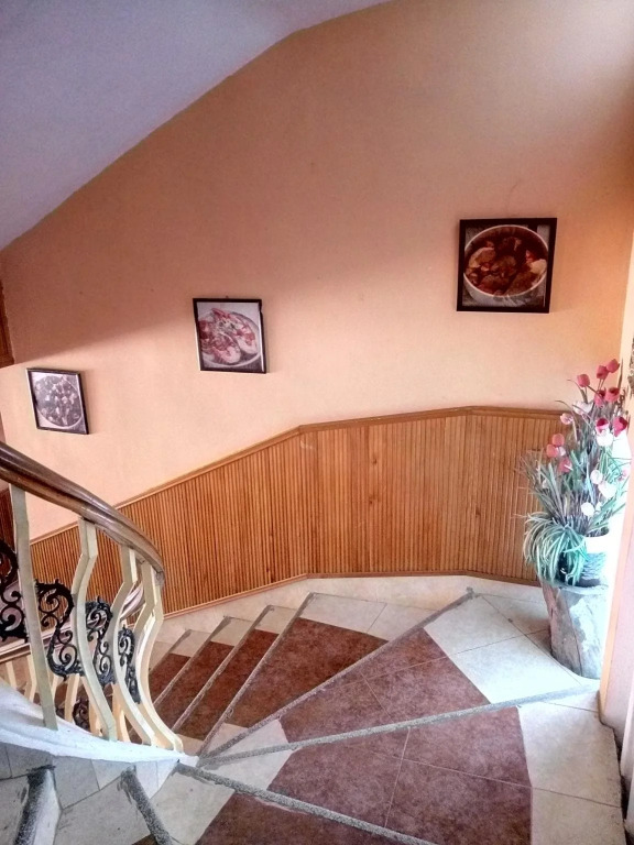 Mealy Chenda Guest House & Restaurant
