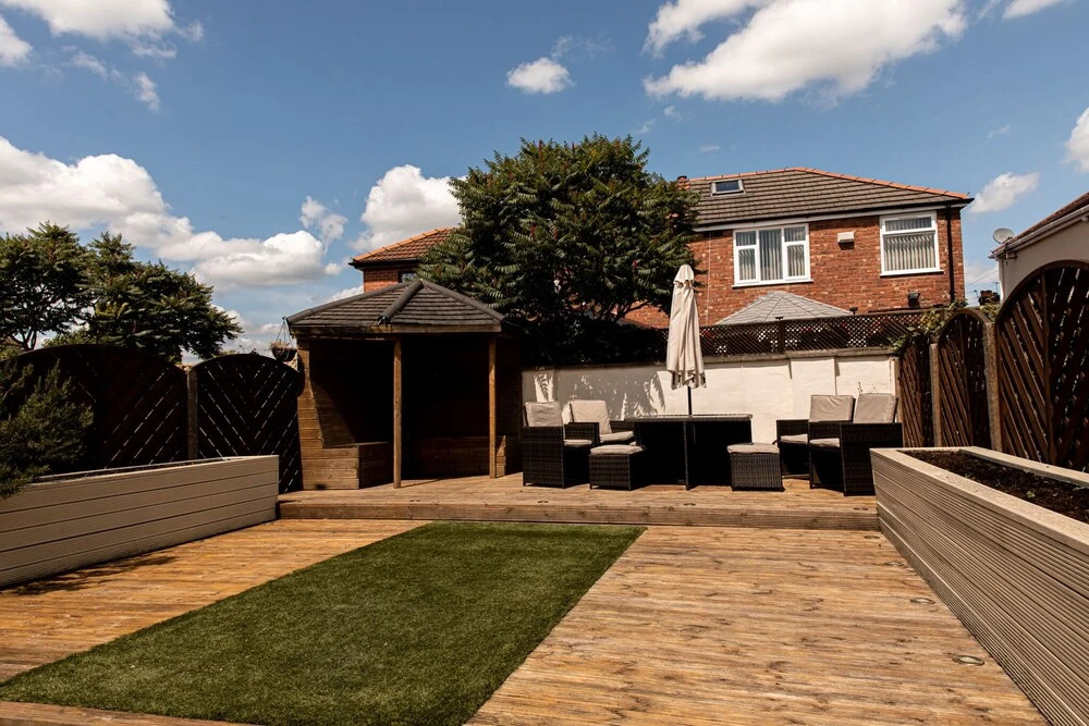 3 Bed House - Sleeps 6 - Garden - Parking - Wifi