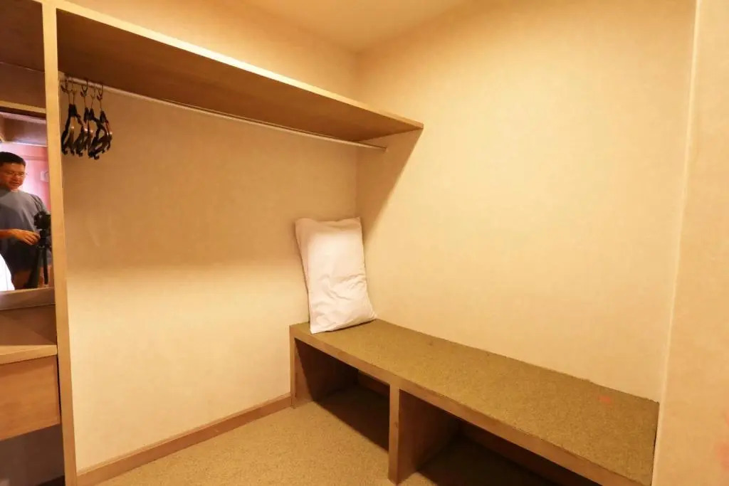 Pin Hotel