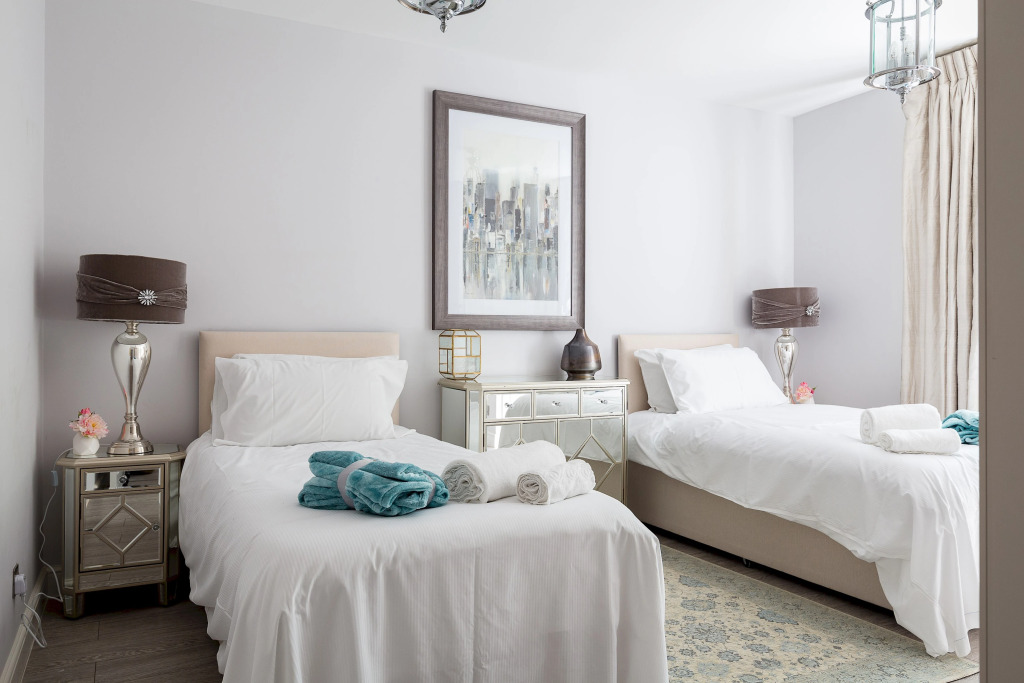 Cromwell Road 2-bed 2-bath Brand new Flat