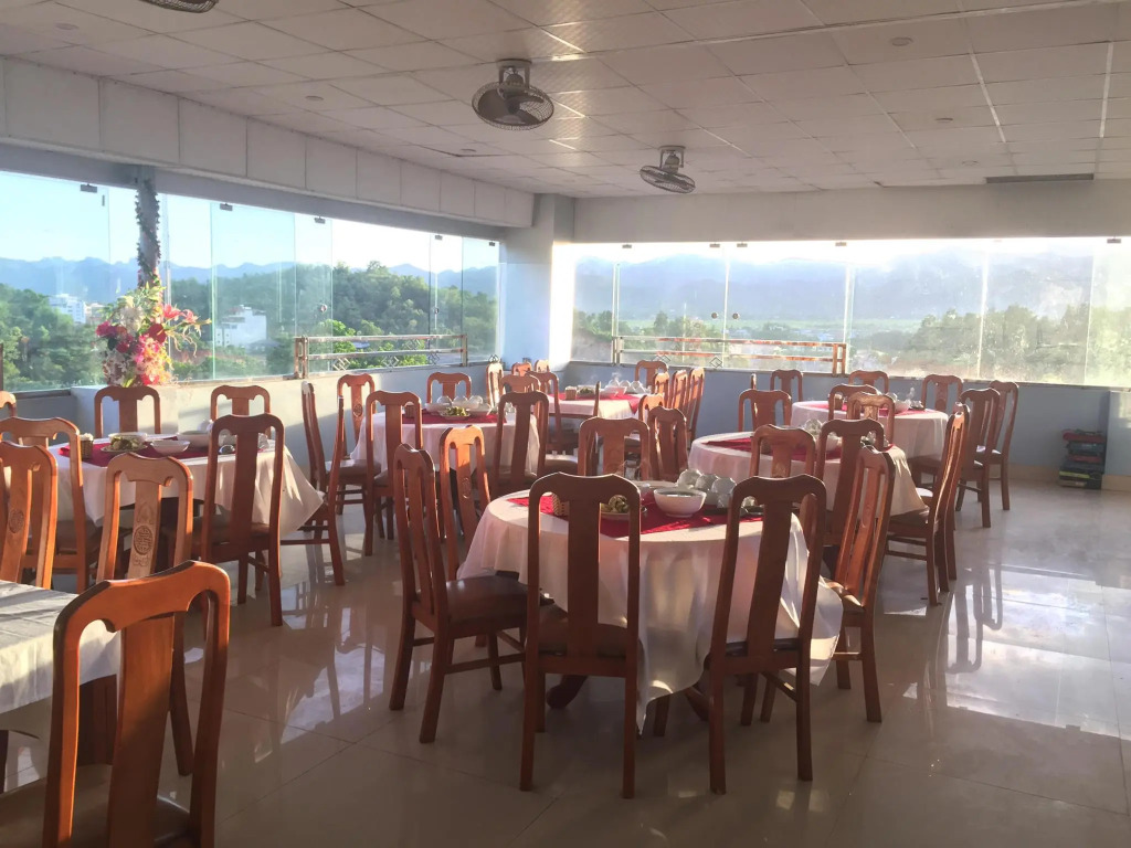Long Giang Hotel
