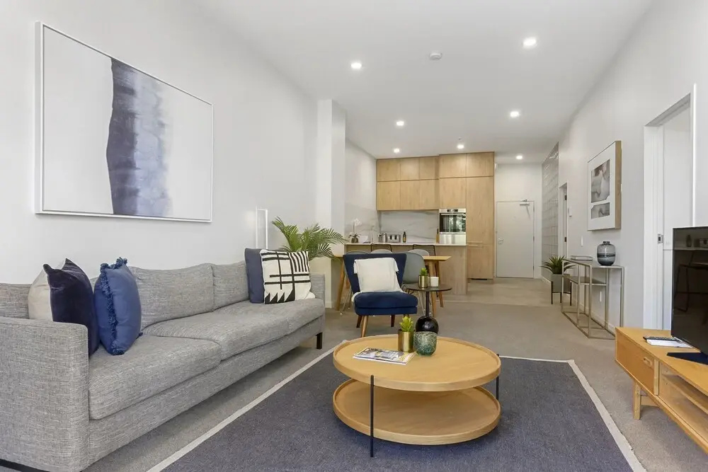 2 Bedrooms On Hobson Street With Carpark - By Urban Butler
