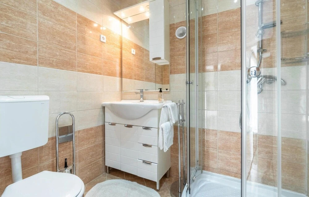 Awesome Apartment in Premantura With 1 Bedrooms and Wifi