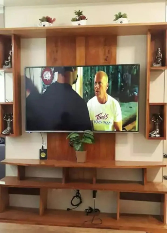 Roy's Condo Pad