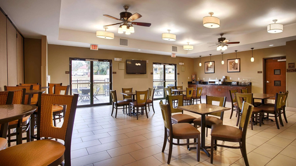 Best Western Plus Desoto Inn & Suites