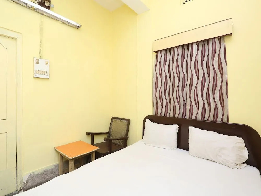 Hotel O Surya