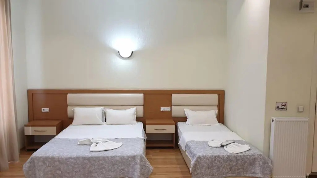 Kabayans And Pinoys Hotel And Hostel