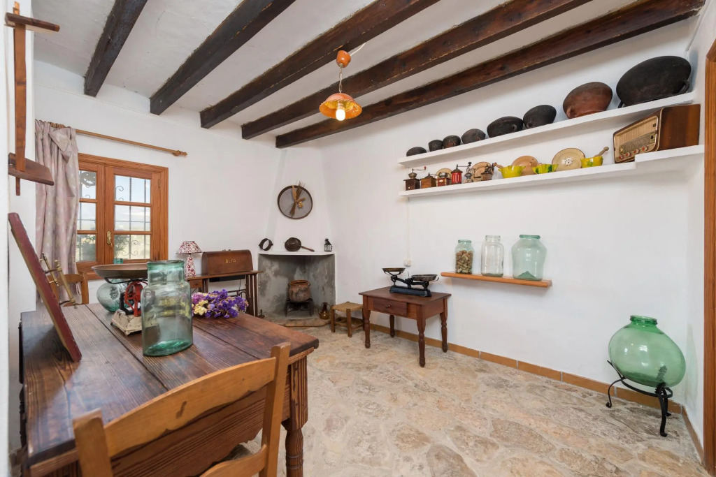 SON GUAL - Apartment with private pool in Inca. Free WiFi