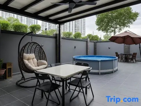 Kempas JB Landed Marble Haven Villa 14pax Karaoke