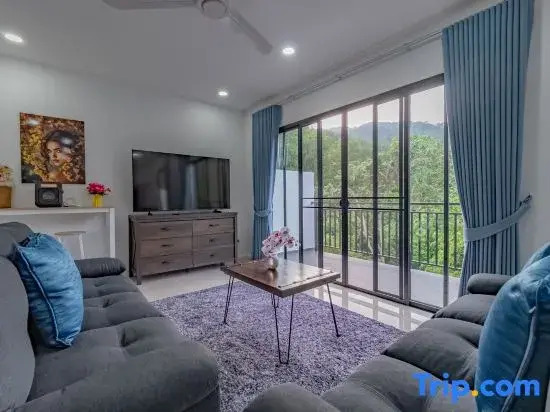 Valley View Private Pool villa 3 Br For family Chalong Phuket