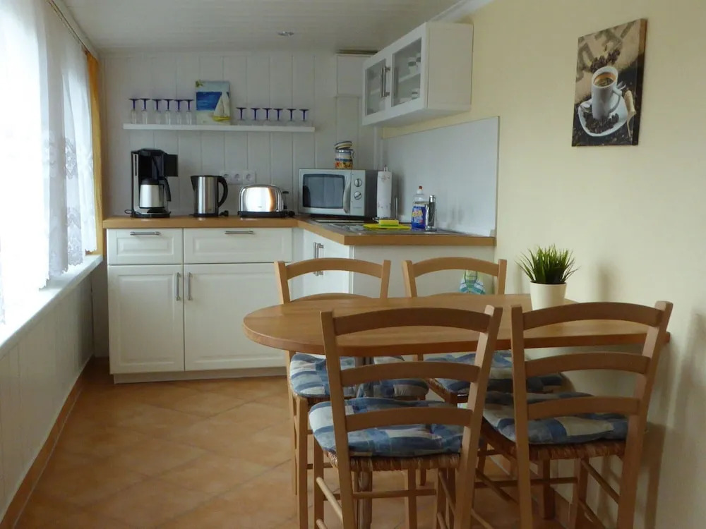 Bungalow in Zweedorf mit Liegewiese