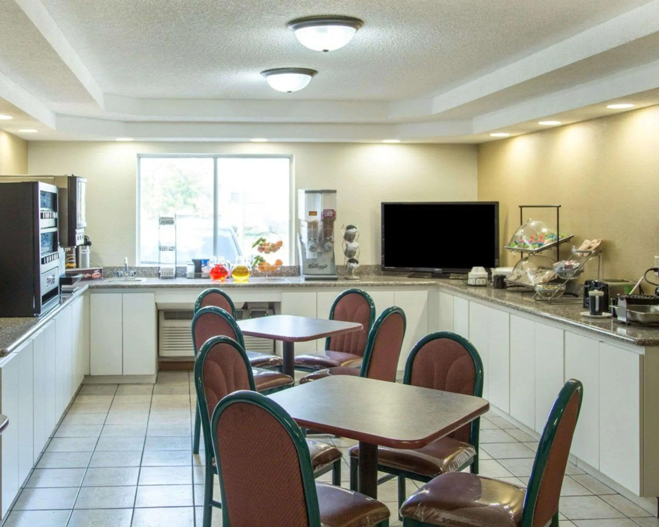 Rodeway Inn