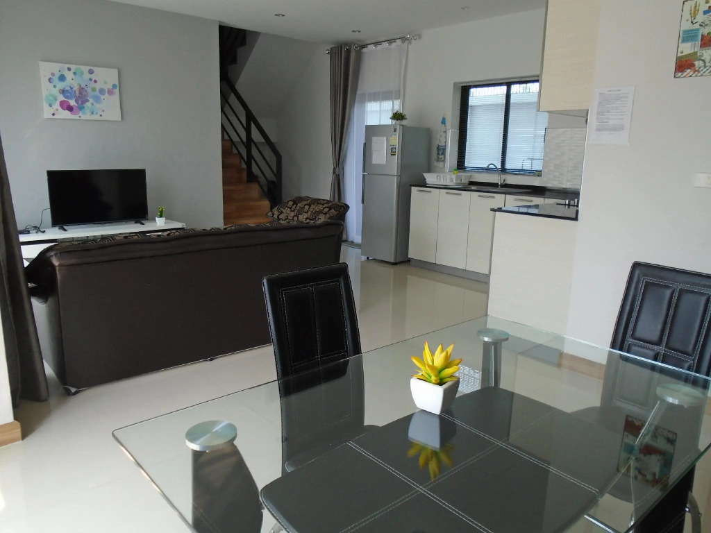 Sunrise Villa Resort