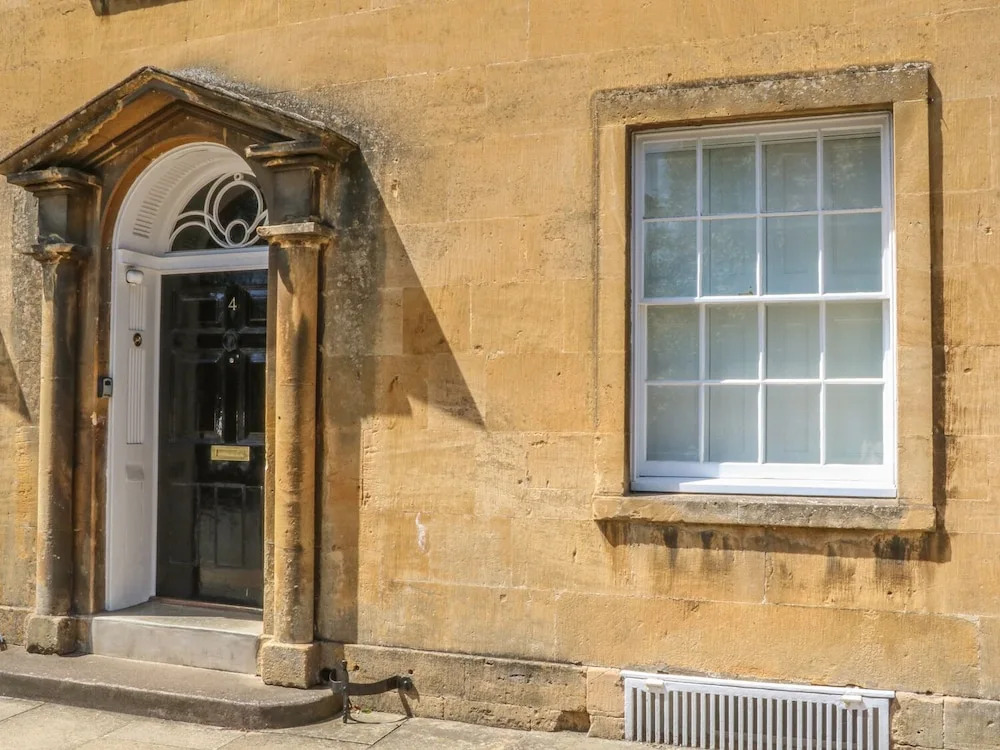 4 Maidens Row