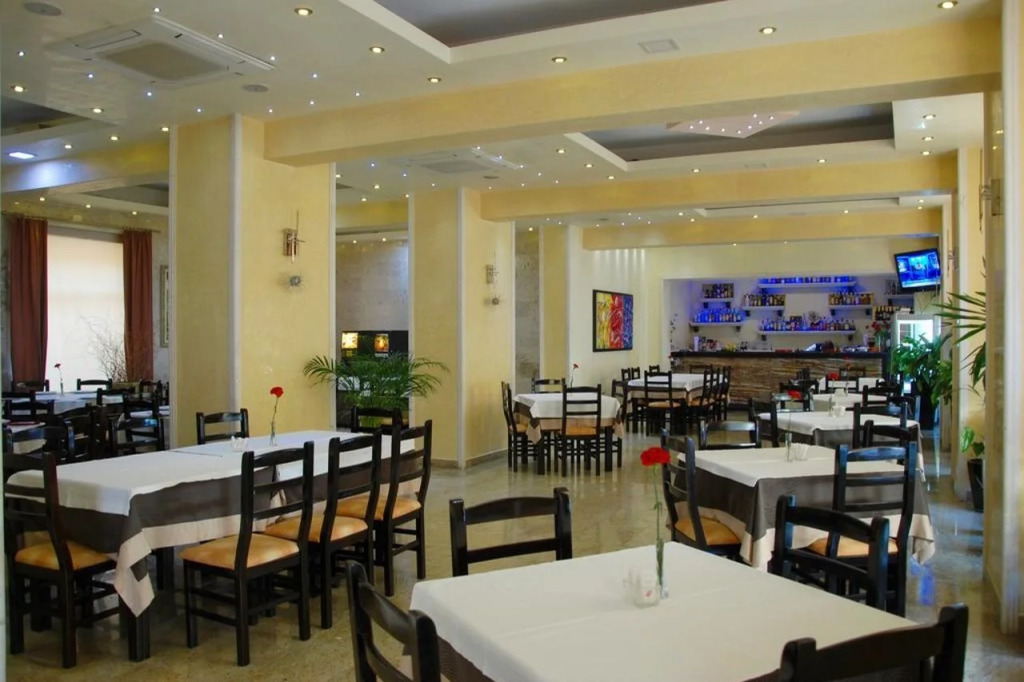 Hotel Gega