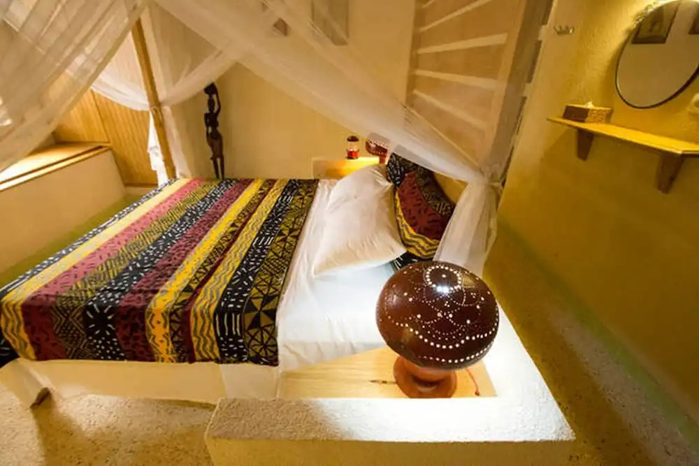 B & B Teranga Warang