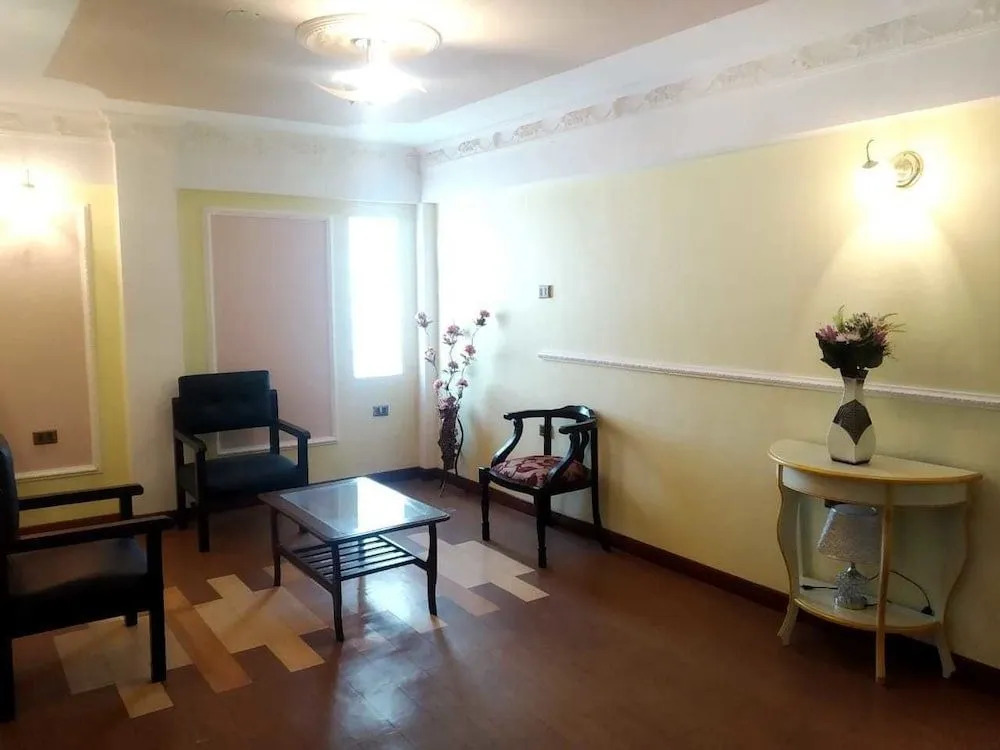 HOTEL MAISON FIORI Plaza Colon