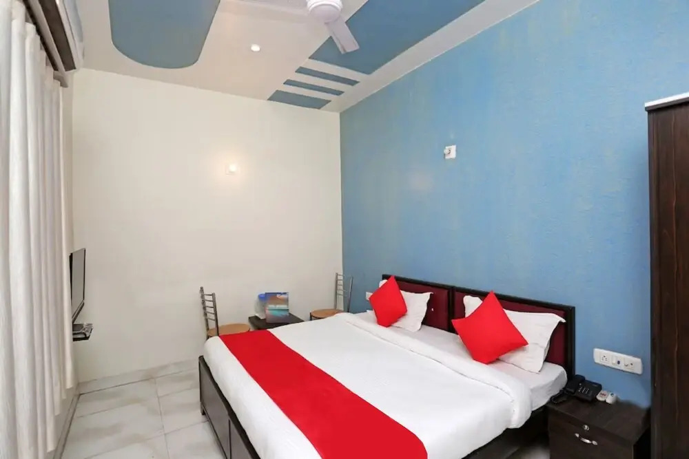 Goroomgo  Sukhman International Amritsar