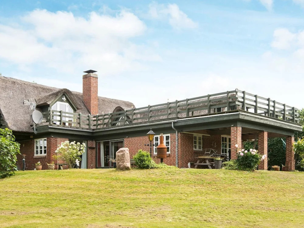Cozy Holiday Home in Ebeltoft With Private Whirlpool
