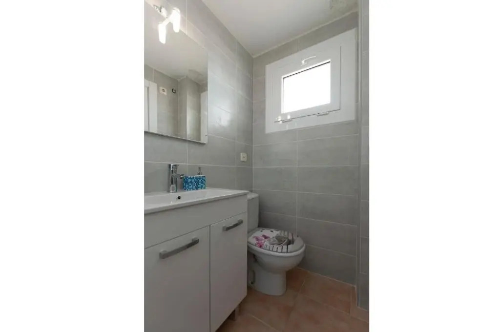 1039 Port Badia 1