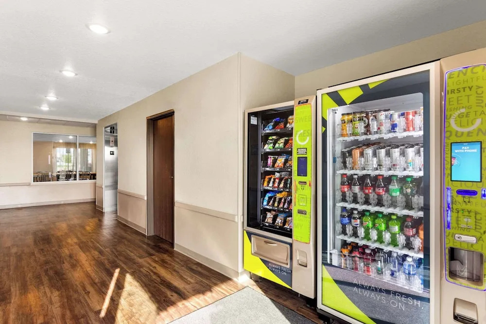 WoodSpring Suites Port St Lucie