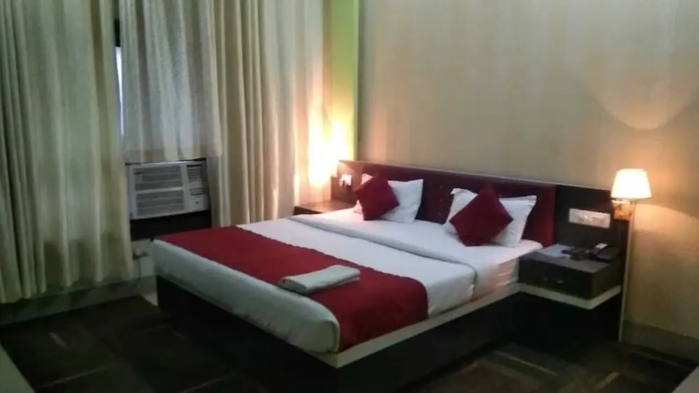 Pabitra Royal Regency