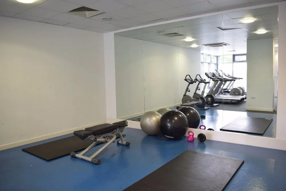 Beautiful 3 Bed Penthouse with Gym