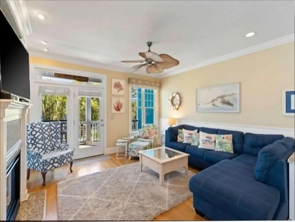 After Dune Delight - Relax And Unwind In This Fun And Spacious 3 Story Home. Light, Bright, And Close To Everything! 4 Bedroom Townhouse by RedAwning